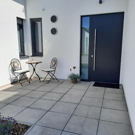 פורבאך אם ניוסידלרסי Ferienwohnungen Winzergasse מראה חיצוני תמונה